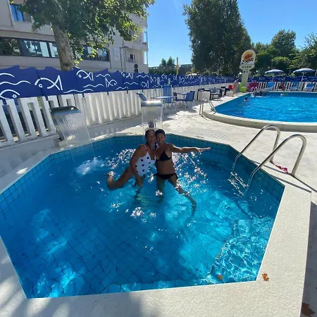 Hotel Senior